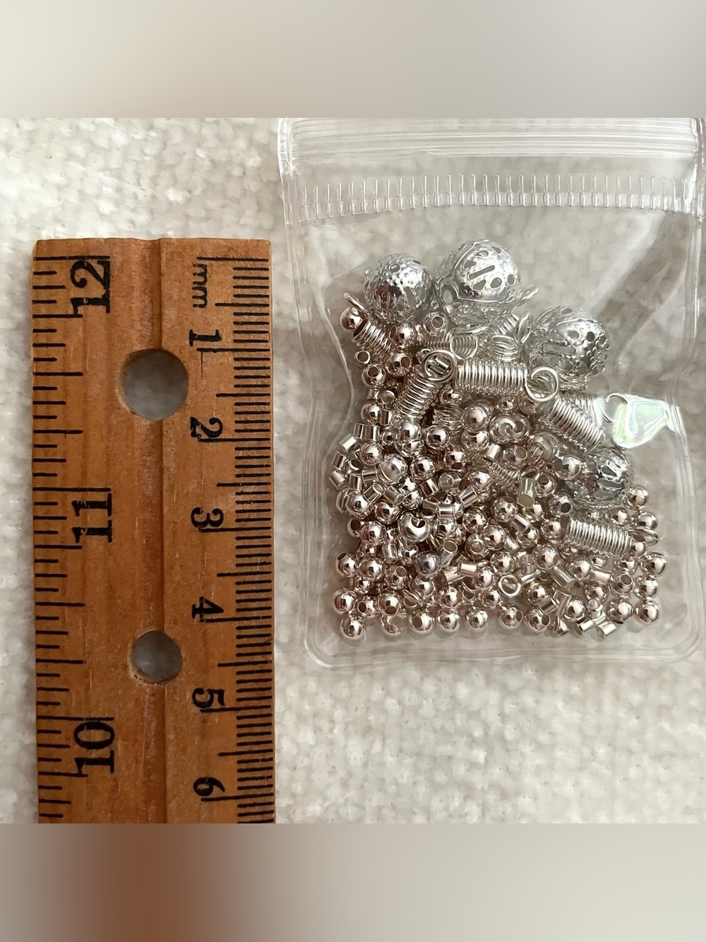 LOT - Silver-Antique Silver-Gold plated Asstd Jewelry Findings & Accents (172g) - Picture 5 of 13
